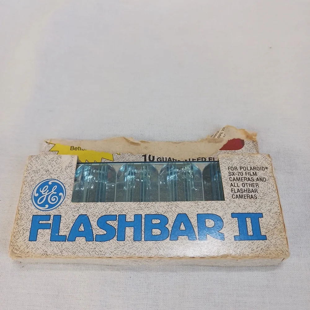 Vintage GE Flash Bar II Polaroid Sylvania SX70 Sealed